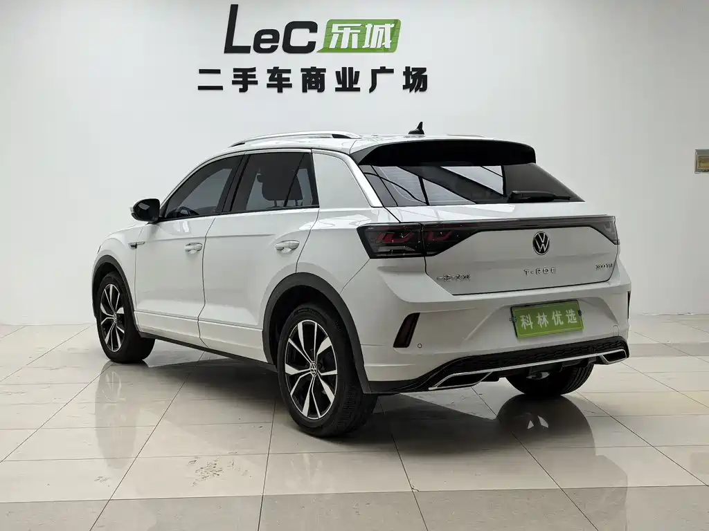 T-ROC 300 TSI DSG 2 WD Starlight