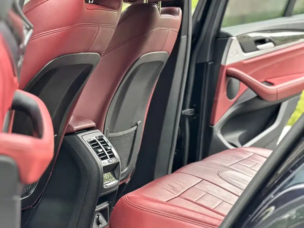BMW X4 xDrive25 i M Sport Package