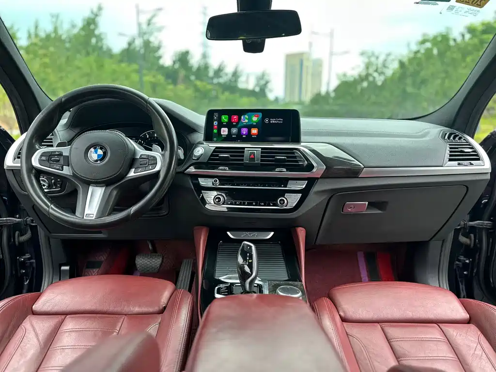 BMW X4 xDrive25 i M Sport Package