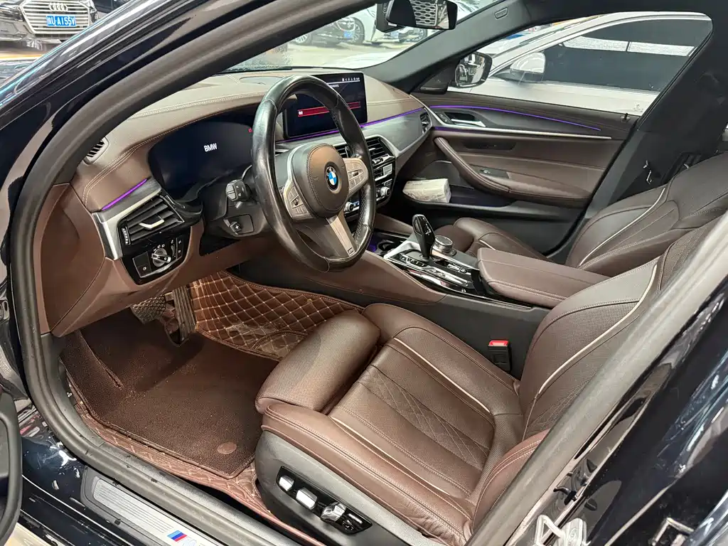 BMW 5 Series 530 Li xDrive Luxury Package