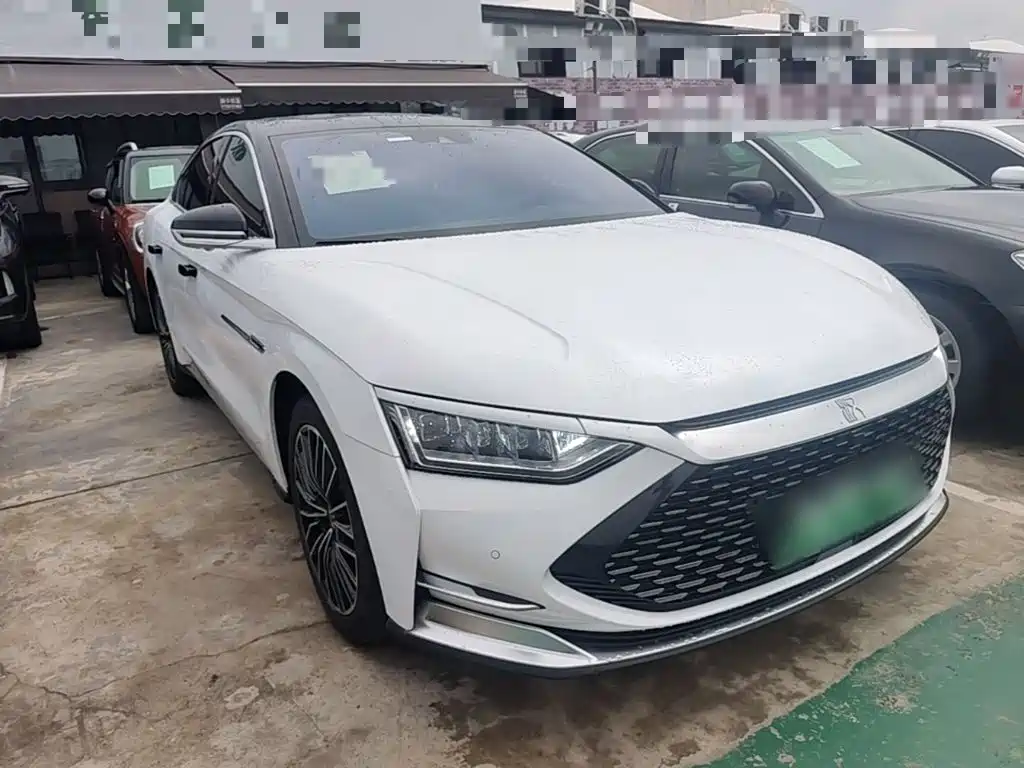 Han DM 4 WD Performance Luxury