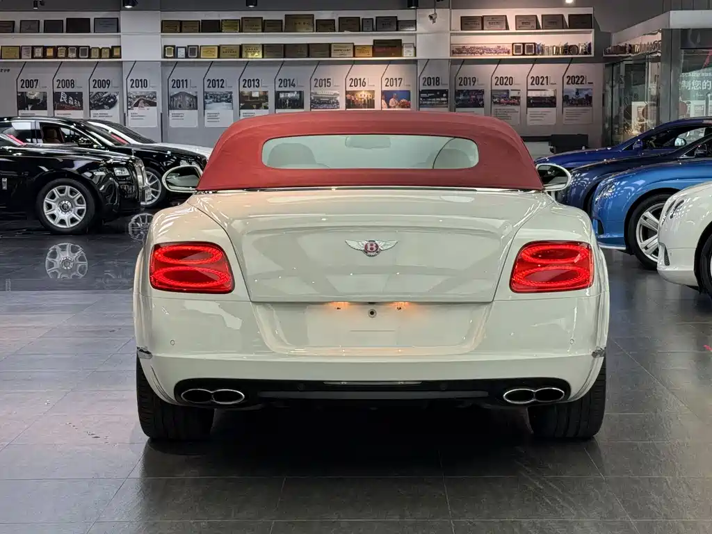 Continental GT 4.0 T GTC V8