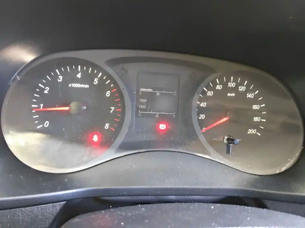 Wuling Hongguang PLUS 1.5 L Manual Standard 5-seat