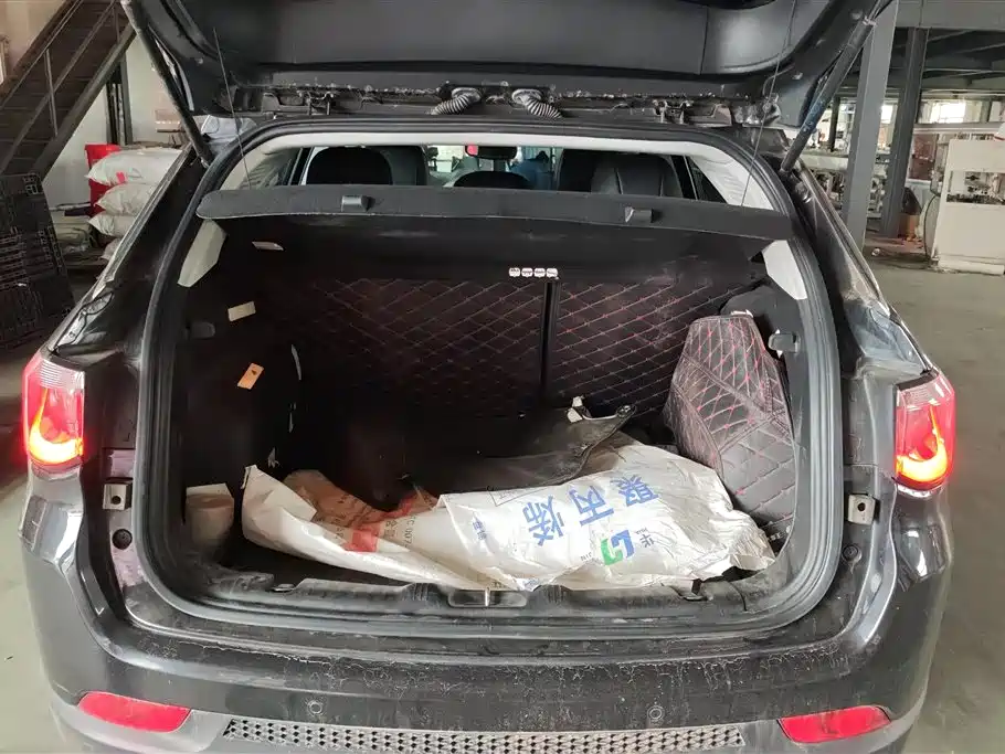 Compass 200 T Auto Home Enjoyment - Connected Large Screen