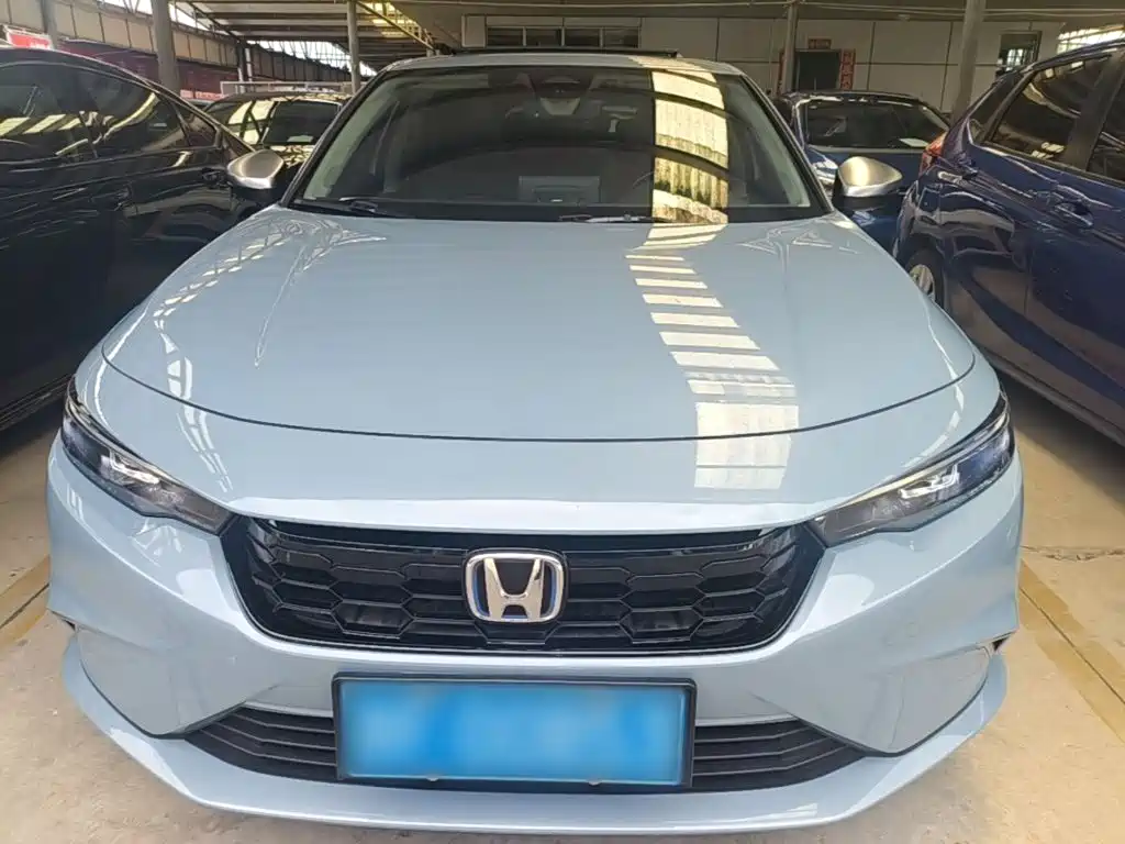 Integra 2.0 L e:HEV Sharp· Premium
