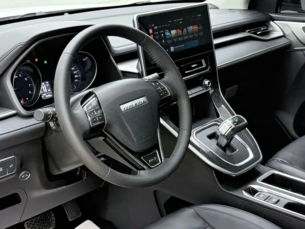 Haval M6 PLUS 1.5 T DCT Luxury Connected