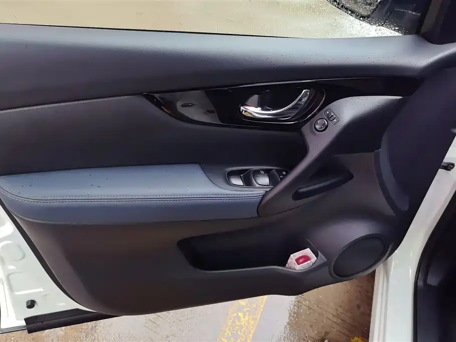 Qashqai Honor 2.0 L CVT XV Sincere