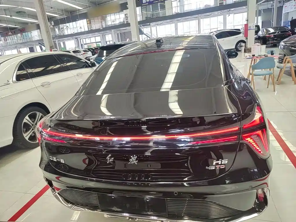 Hongqi H6 2.0 T Zhishang