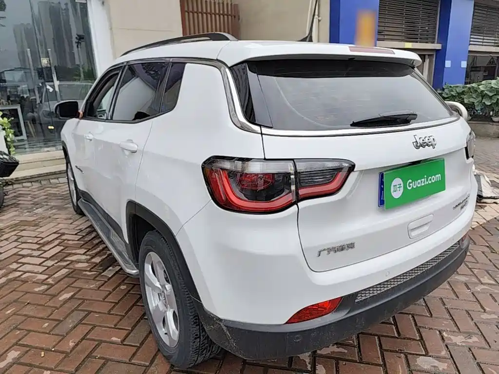 Compass 200 T Auto Home Enjoyment