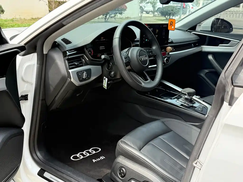 Audi A5 (Import) Sportback 40 TFSI Fashion Elegant