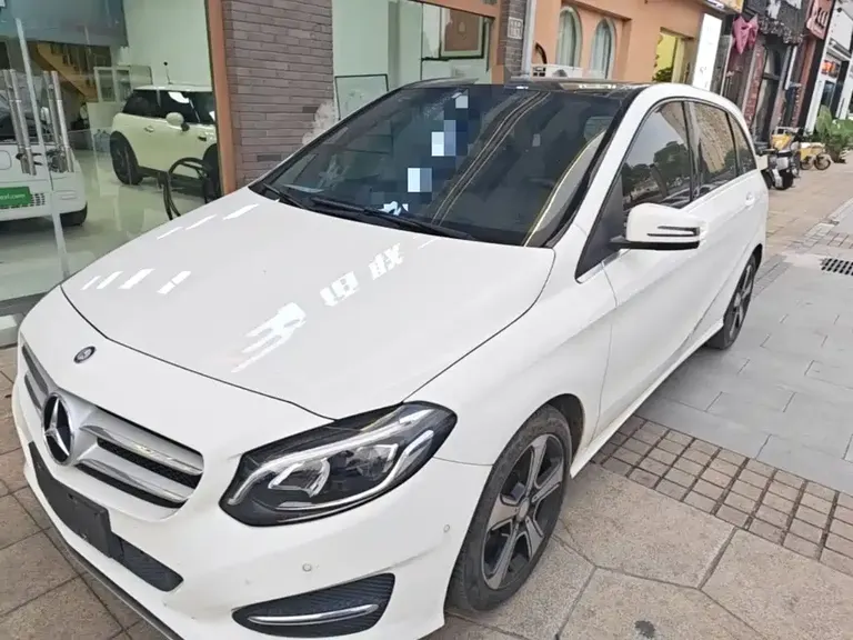 Mercedes-Benz B-Class B 200 Fashion