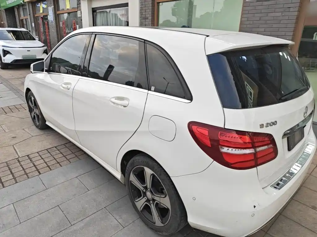 Mercedes-Benz B-Class B 200 Fashion