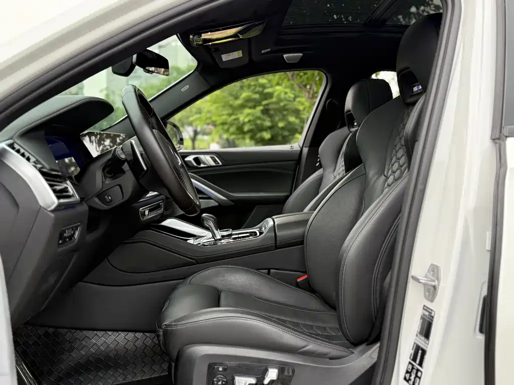 BMW X6 M
