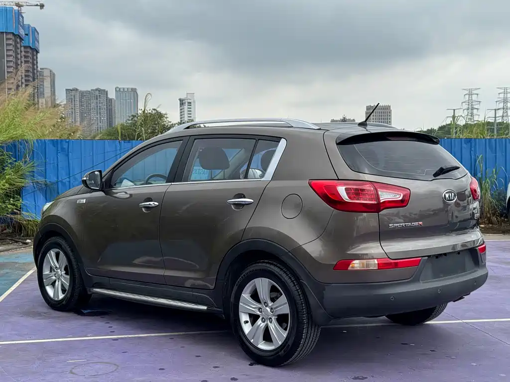 Sportage 2.0 L Auto 2 WD GLS
