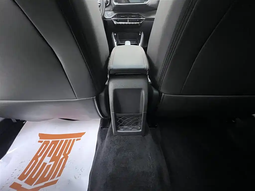 Peugeot 2008 2022 230 THP THE ONE