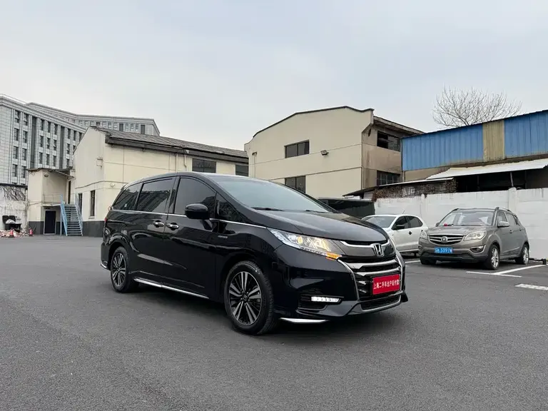 Honda Odyssey 2.0 L Sharp· Smart Enjoyment