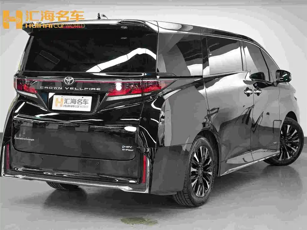 Vellfire Crown Dual Engine 2.5 L Supreme