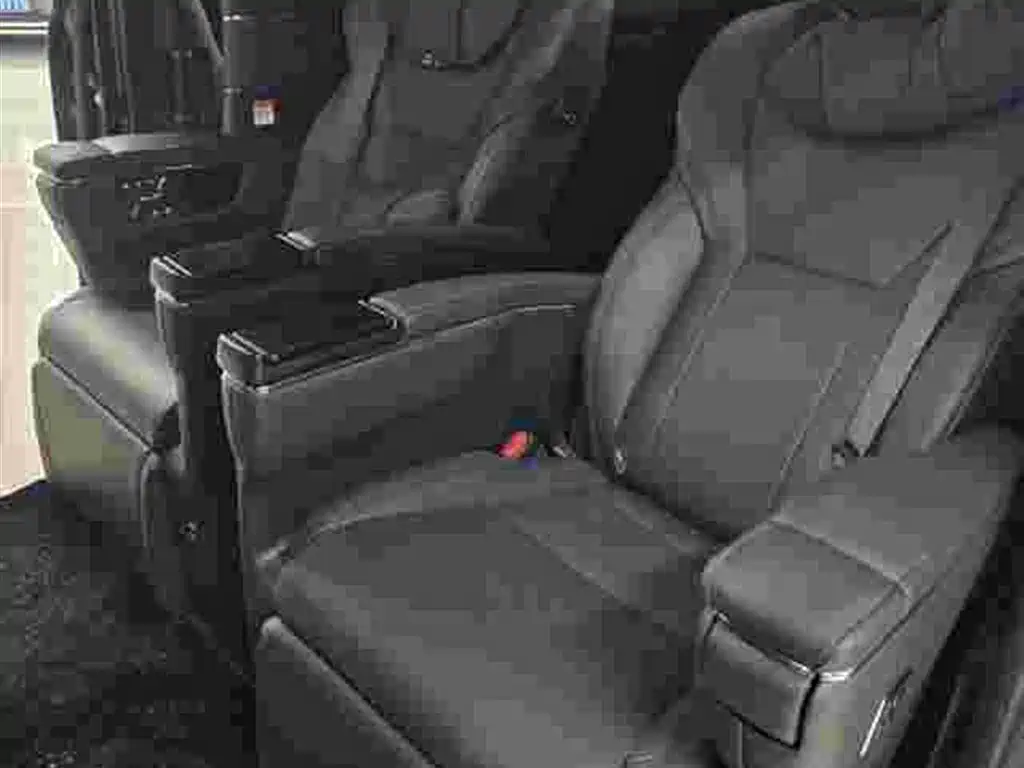 Vellfire Crown Dual Engine 2.5 L Supreme
