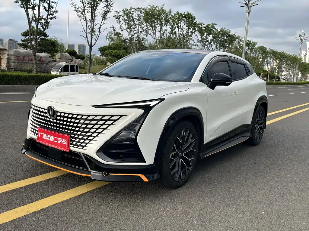 Changan UNI-T 1.5 T Sport Distinguished