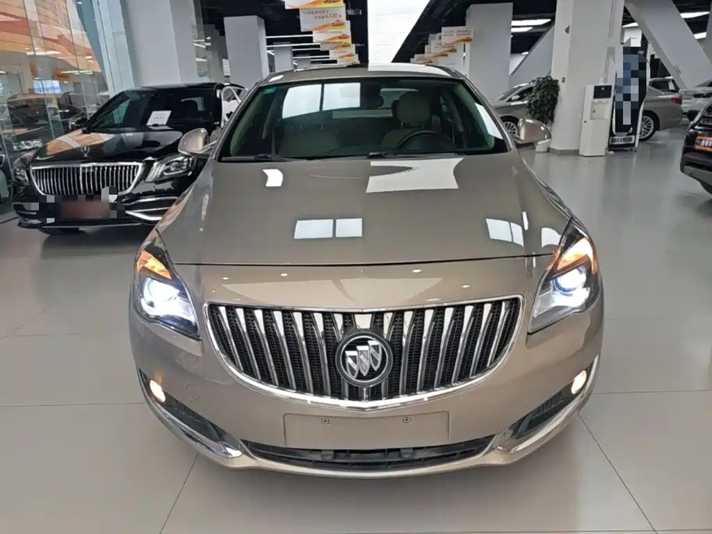 Regal 2.0 L Elite Fashion