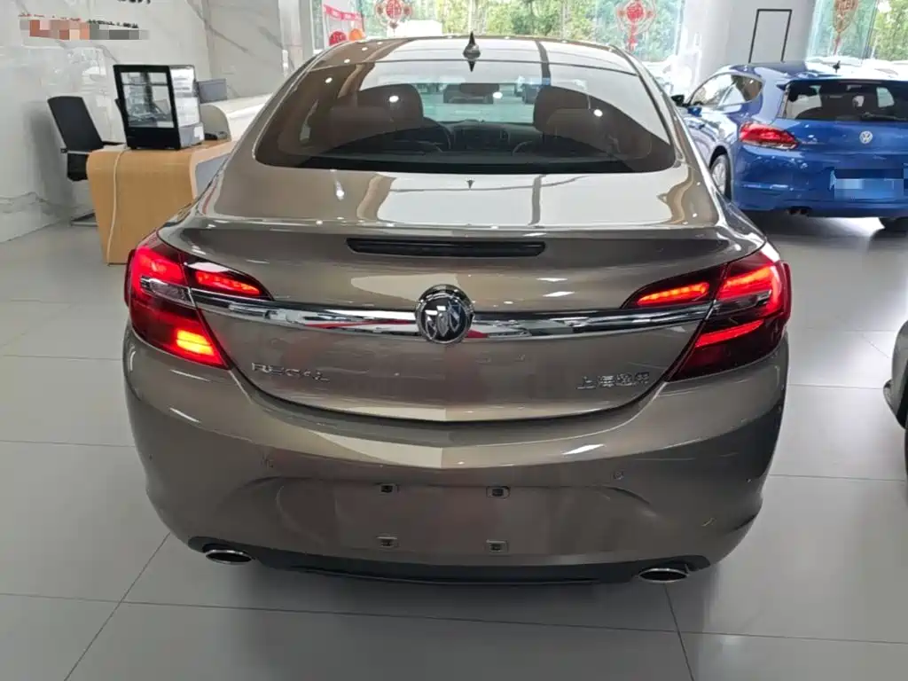 Regal 2.0 L Elite Fashion