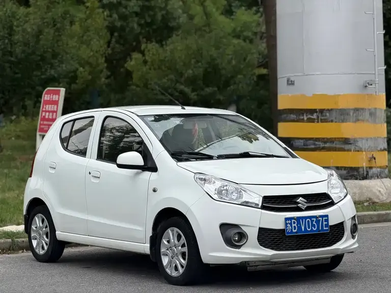 Suzuki Alto 1.0 L Auto Cool