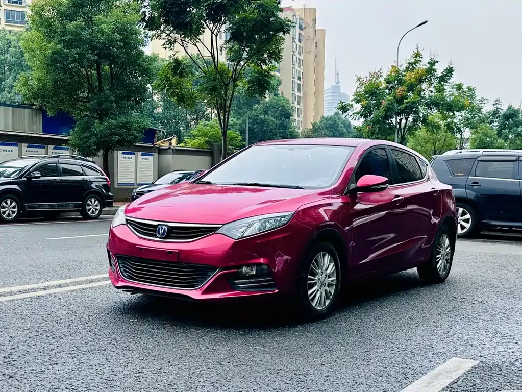 Eado XT 1.6 L Auto Handsome Cool CN-IV