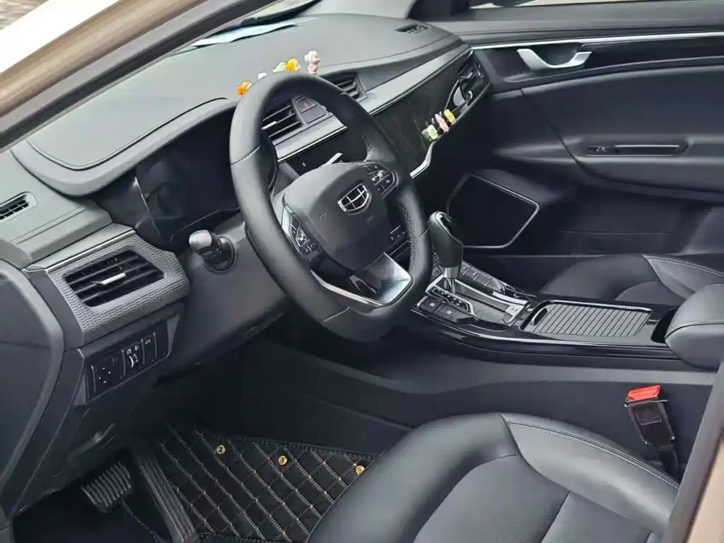 Emgrand GL 1.4 T CVT Luxury