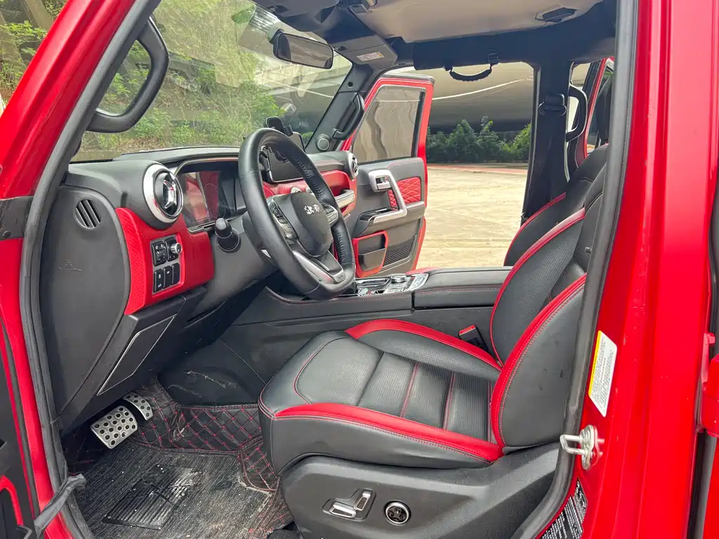 BAIC BJ40 2.0 D Blade Hero Glory