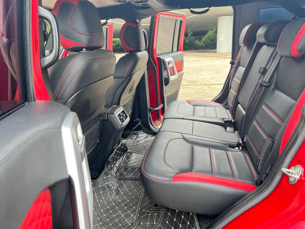 BAIC BJ40 2.0 D Blade Hero Glory