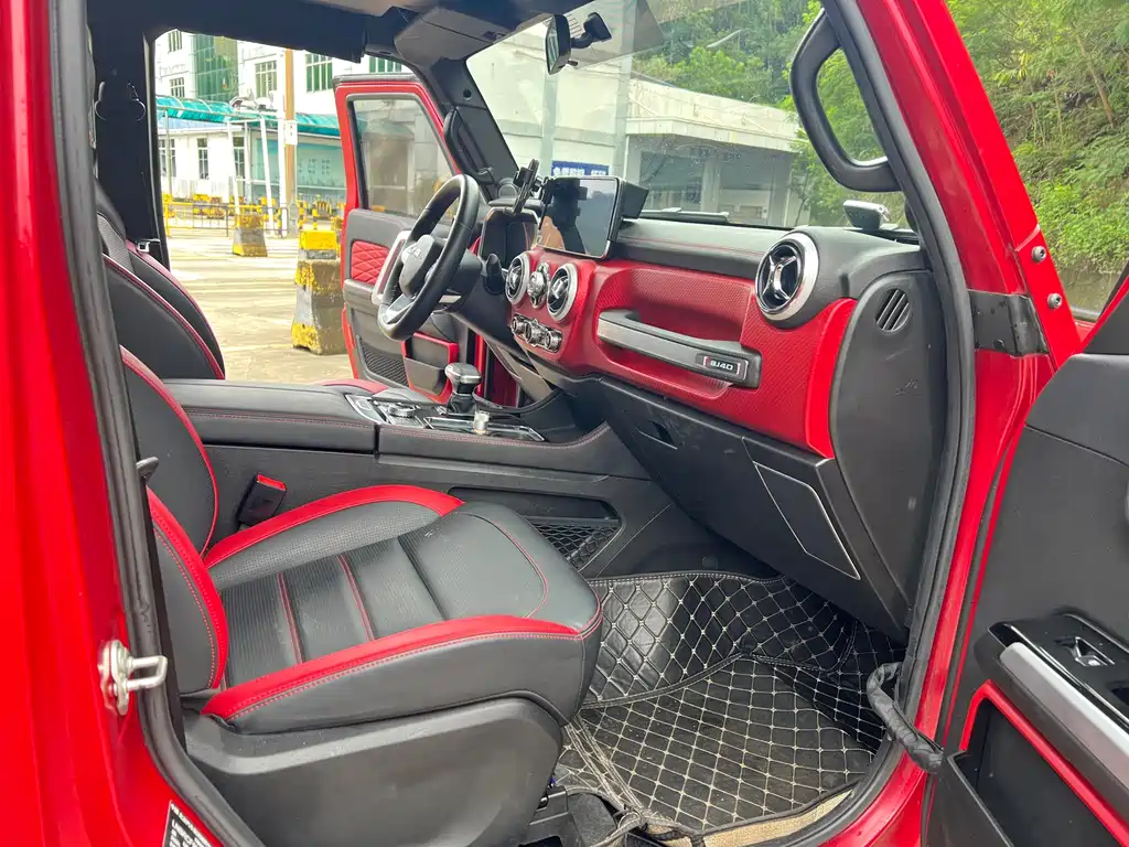 BAIC BJ40 2.0 D Blade Hero Glory