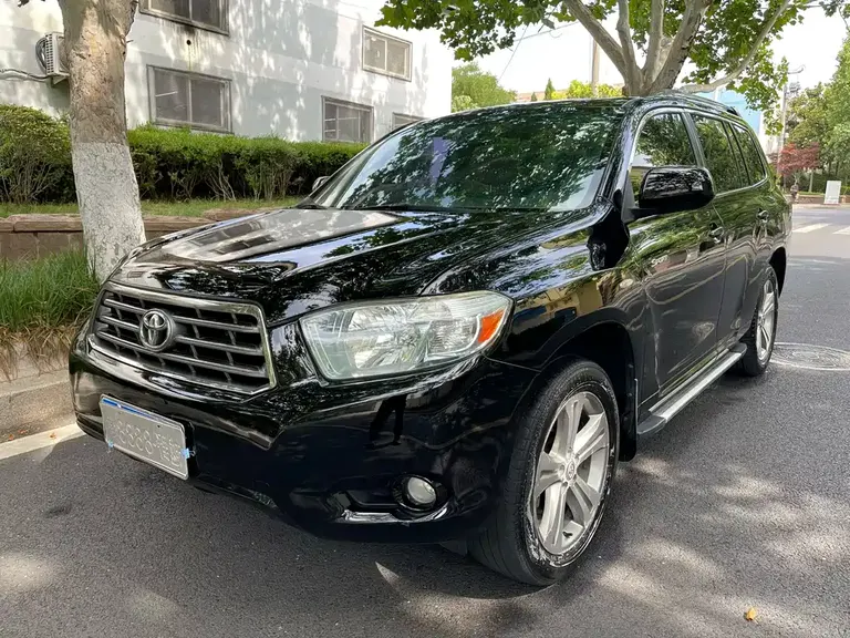 Toyota Highlander 2.7 L 2 WD 7-seat Luxury