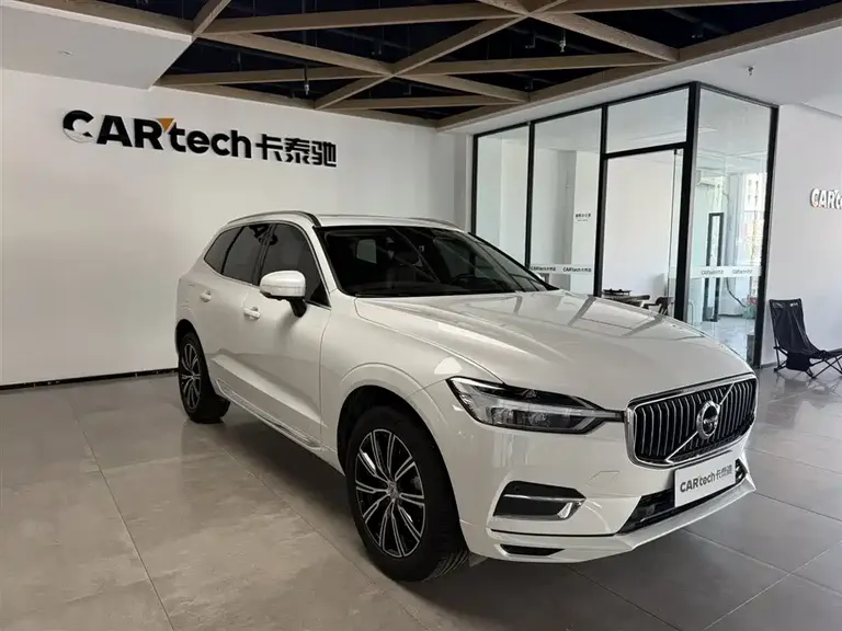Volvo XC60 T5 4 WD Smart Vision Luxury