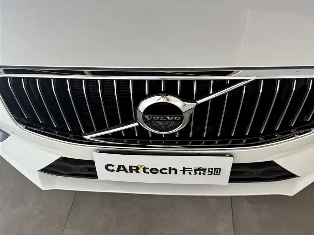 Volvo XC60 T5 4 WD Smart Vision Luxury