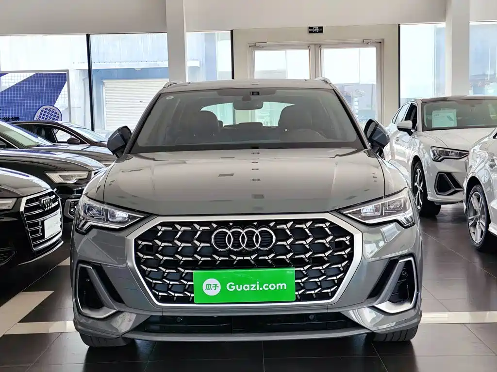 Audi Q3 40 TFSI Fashion Dynamic