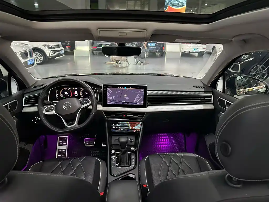 Tiguan L 330 TSI Auto 2 WD R-Line Premium