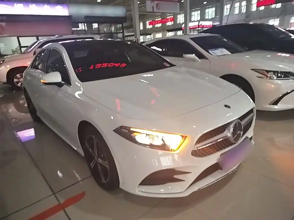 Mercedes-Benz A-Class Facelift III A 200 L Sport Sedan Fashion