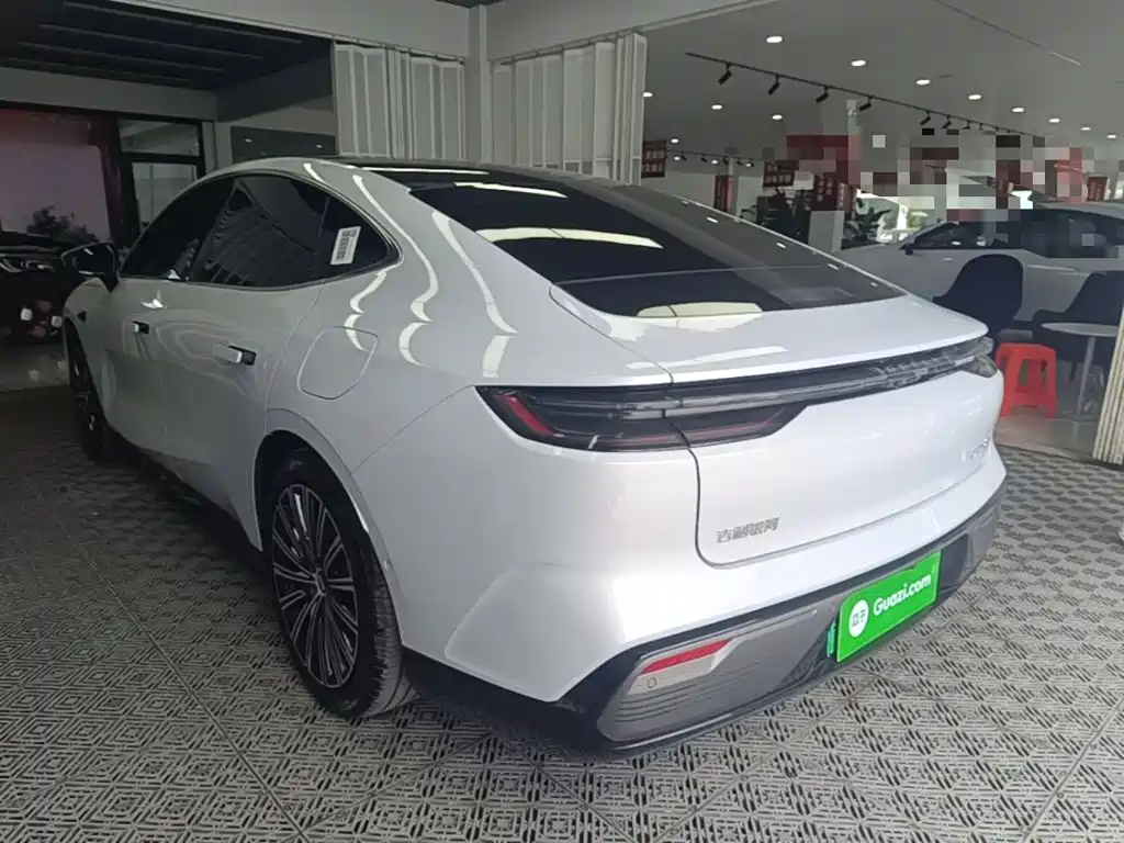 Galaxy Xingyao 8 130 km EM-i Flagship