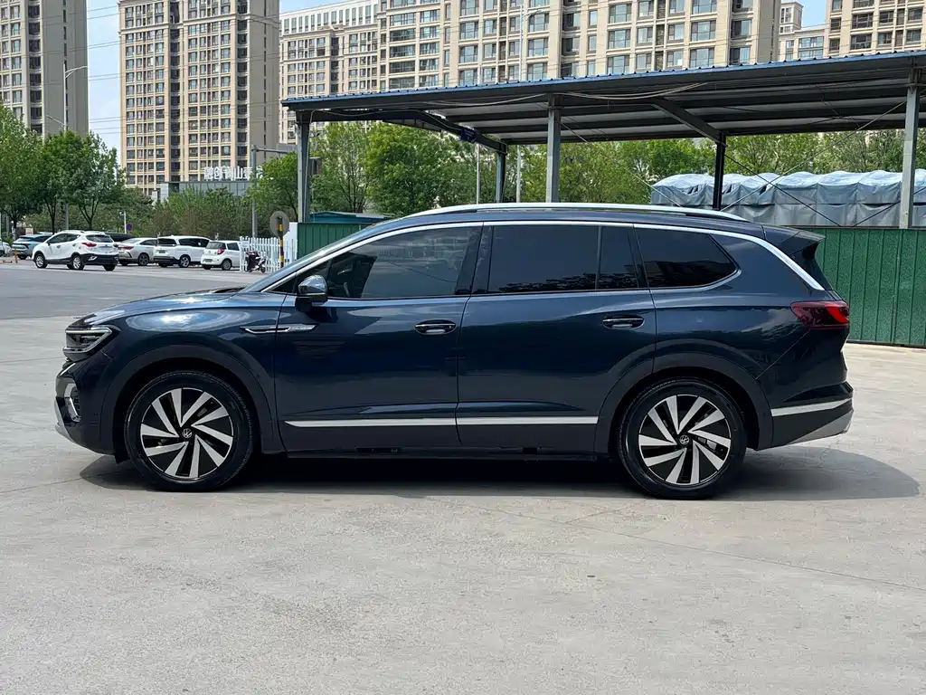 Talagon 380 TSI 4 WD Luxury Premium Realm Pro