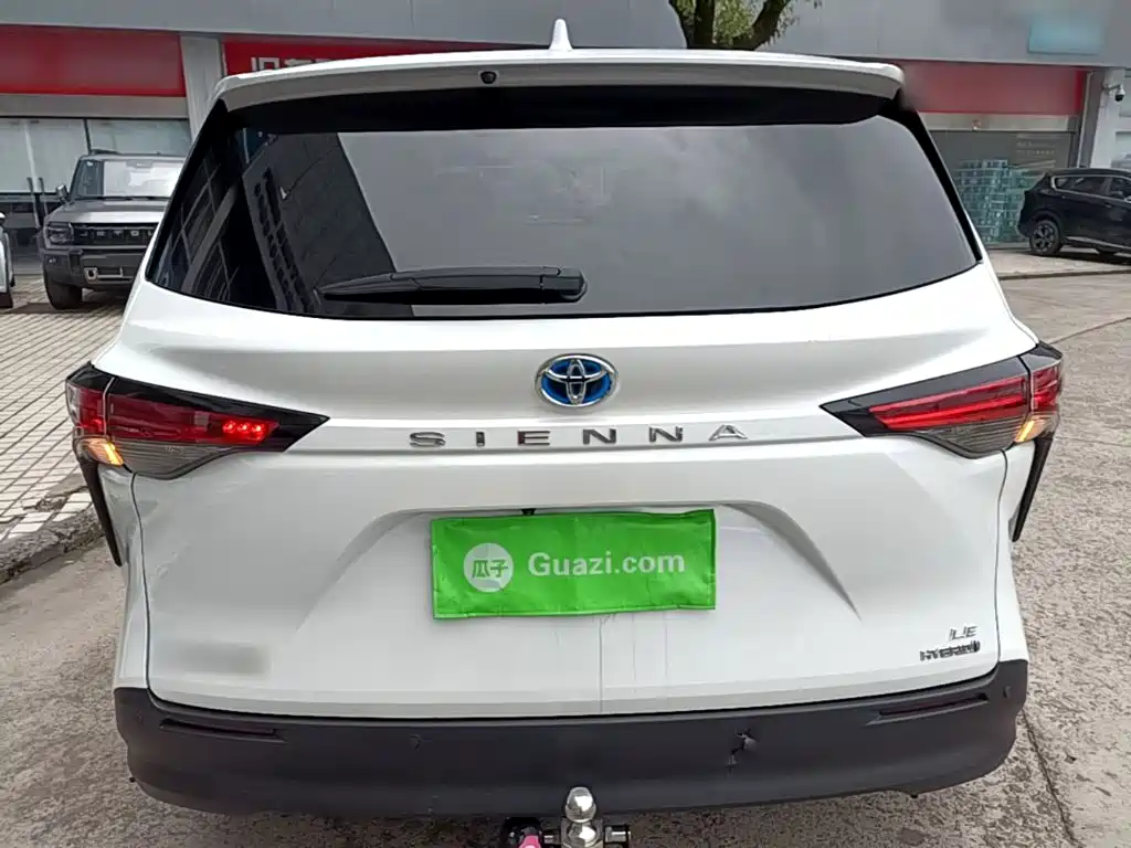 Sienna 2.5 L Hybrid Comfort