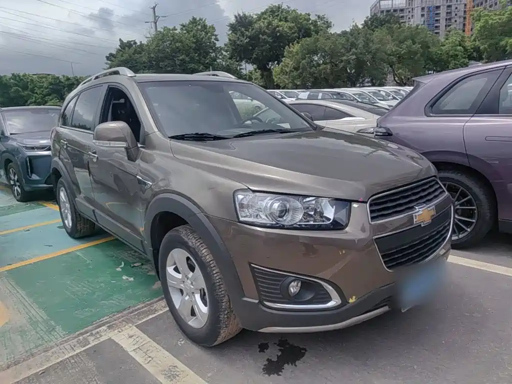 Captiva 2.4 L 2 WD City 7-seat