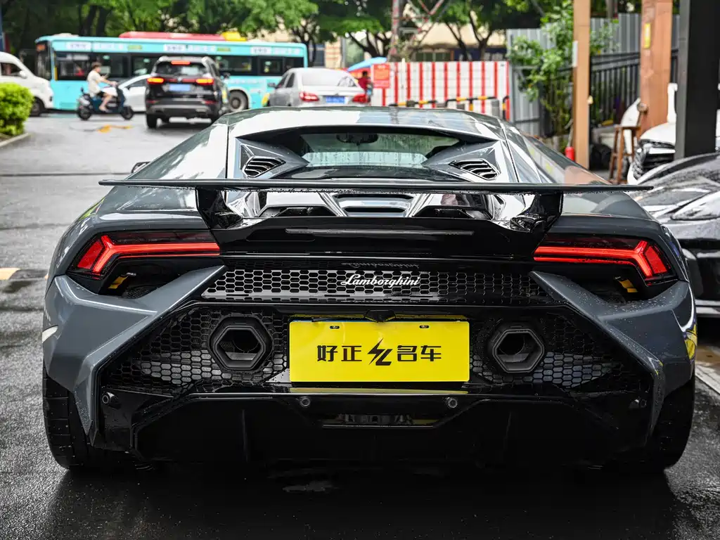 Huracán LP 600-4 Limited