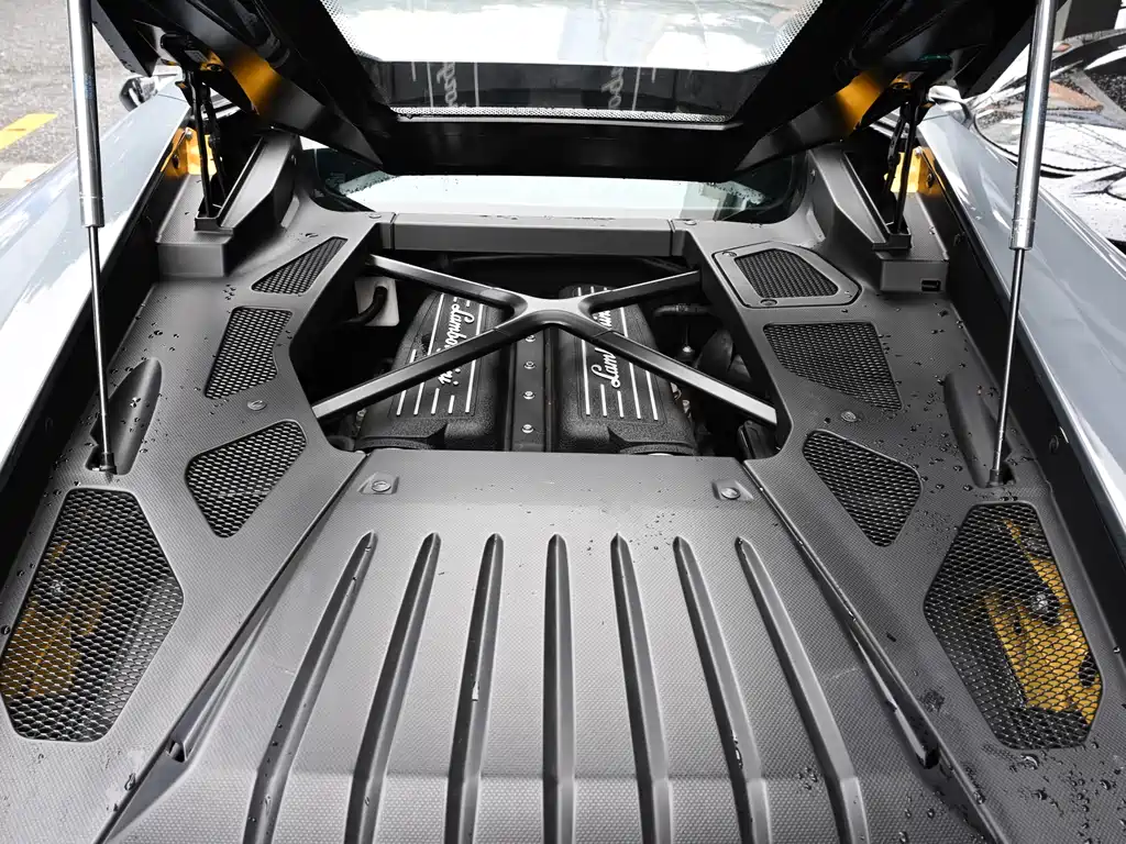 Huracán LP 600-4 Limited