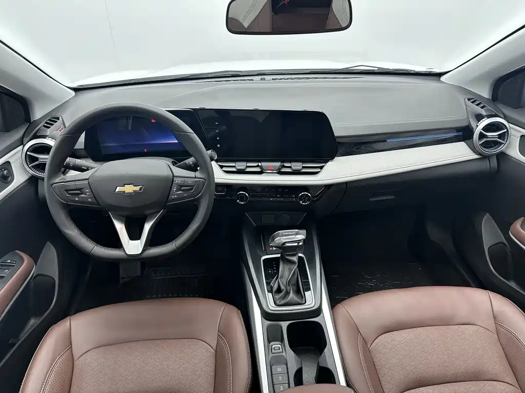 Monza 1.5 L DCT Joy