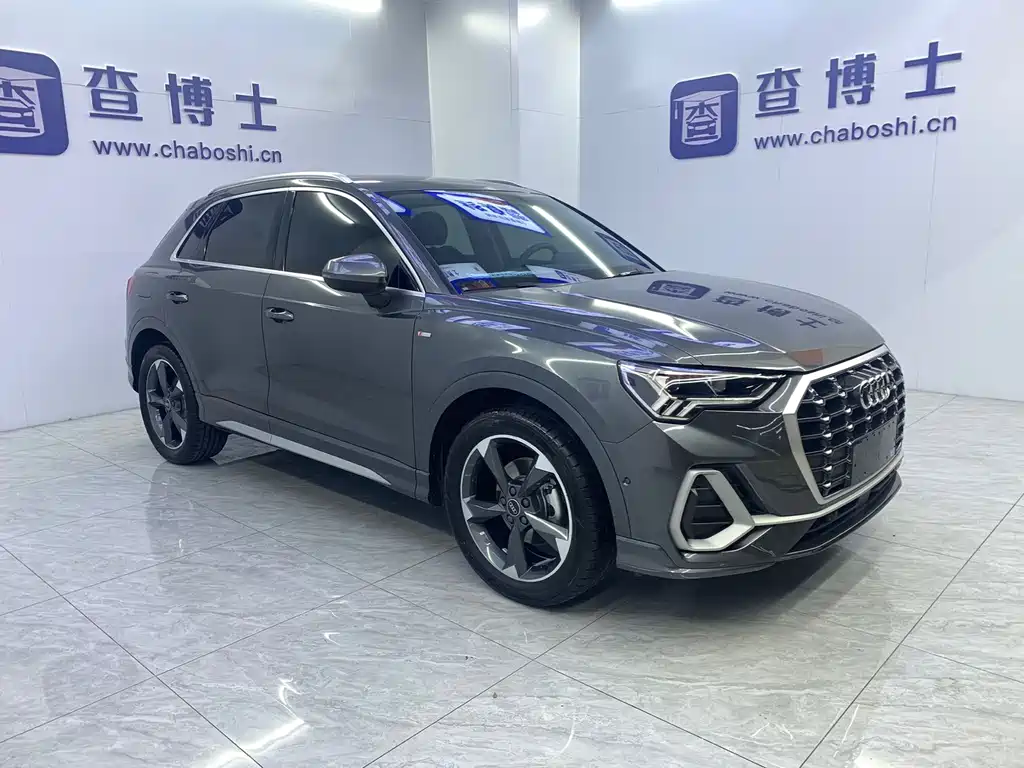 Audi Q3 35 TFSI Fashion Dynamic (1.4 T)