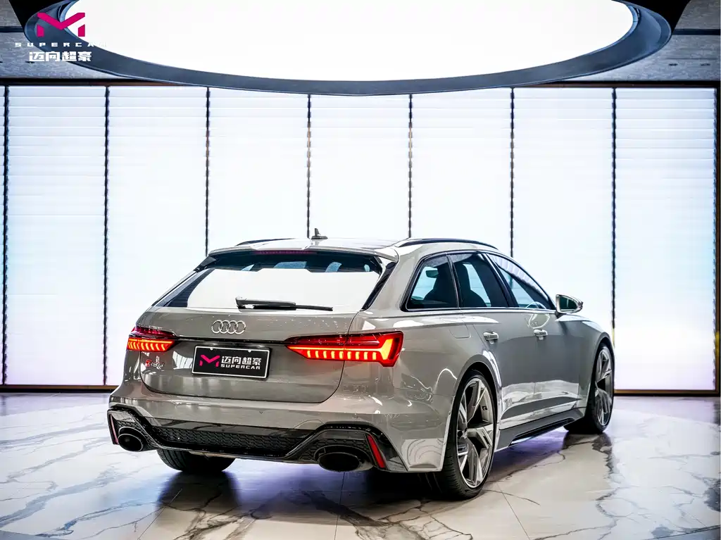 Audi RS 6 RS 6 4.0 T Avant Premium