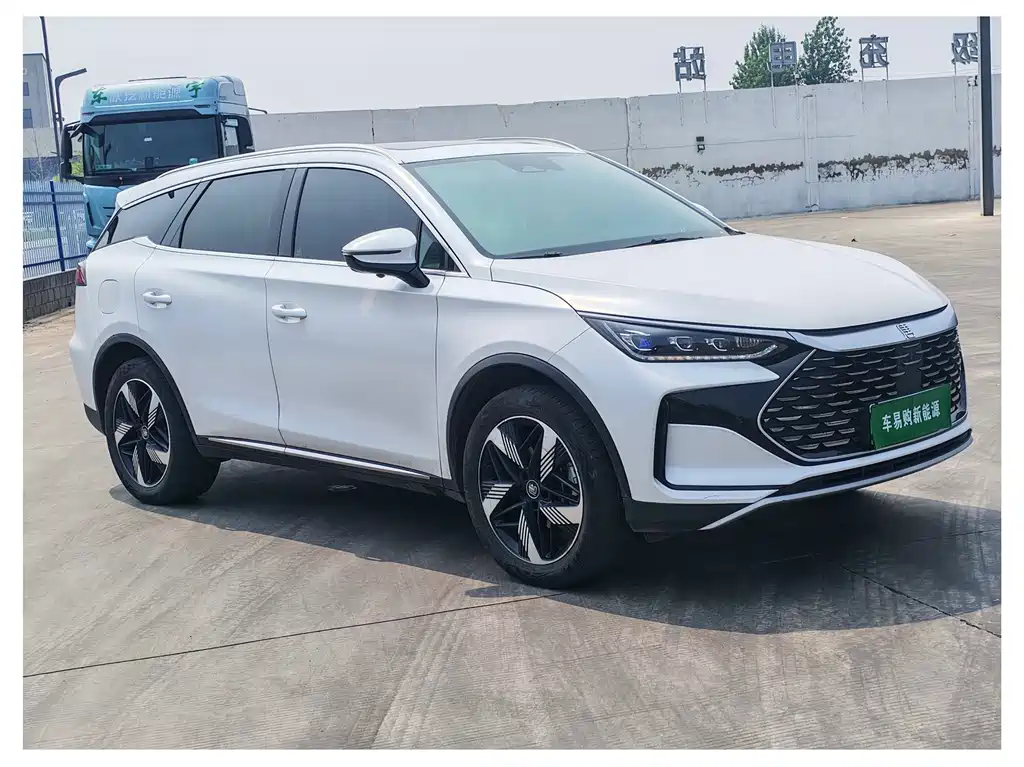 Tang NEV DM-i Glory 112 KM Distinguished