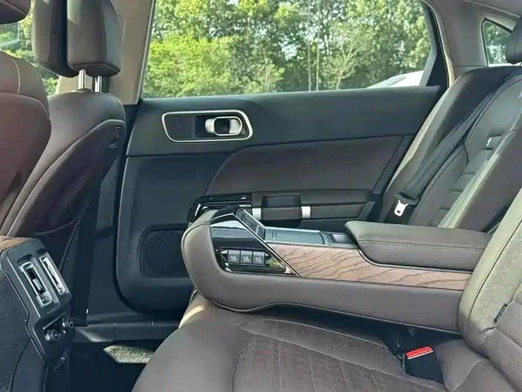 Citroën C6 Facelift 380 THP Distinguished