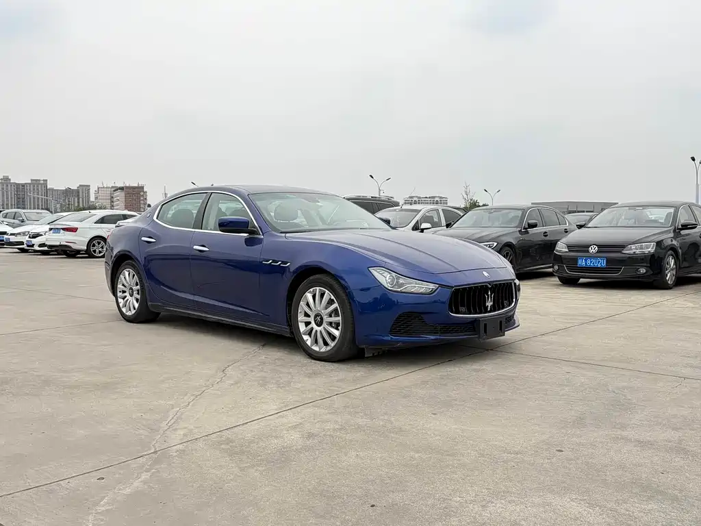 Ghibli 3.0 T Standard