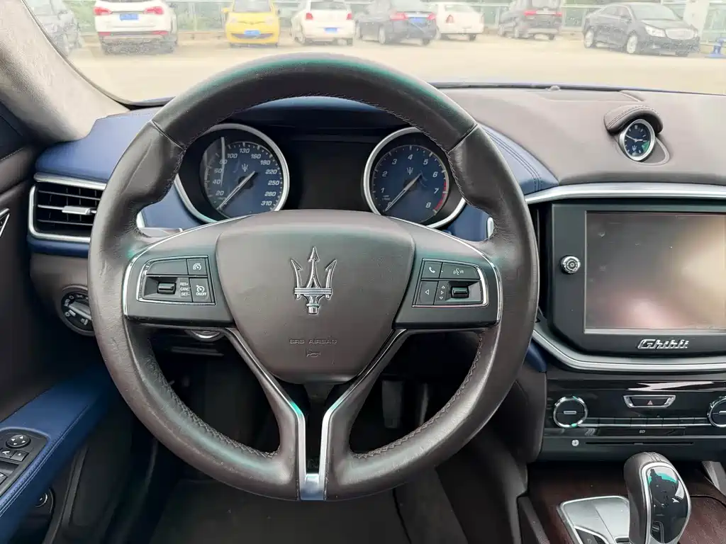 Ghibli 3.0 T Standard